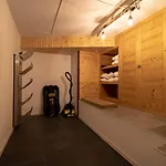 Chalet A La Casa